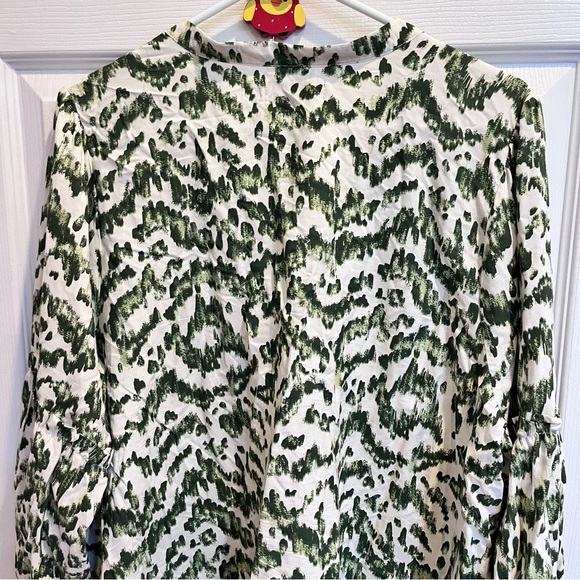 Eloquii Women’s 18 Green & White Geometric Print Long Sleeve Peasant Blouse - Picture 6 of 7